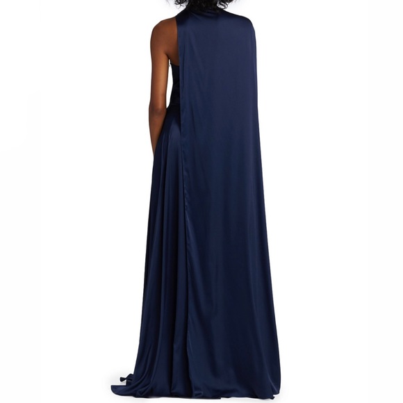 Safiyaa
Drapina Cape Gown French:36 - Picture 5 of 12
